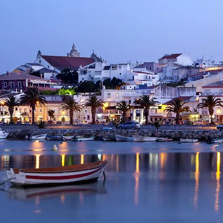 Apartman Urban Retreat With Easy Access #1892 *