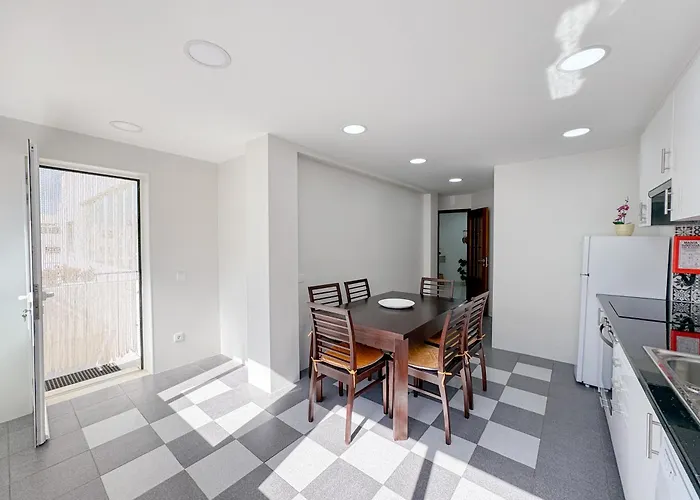 Urban Retreat With Easy Access #1892 公寓