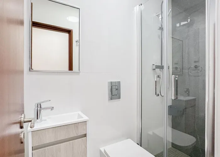 Urban Retreat With Easy Access #1892 公寓