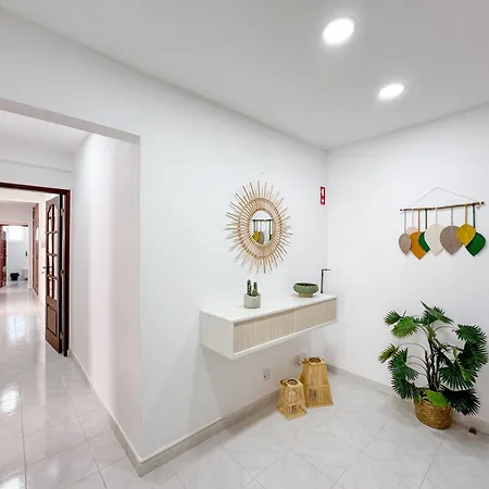 Urban Retreat With Easy Access #1892 *